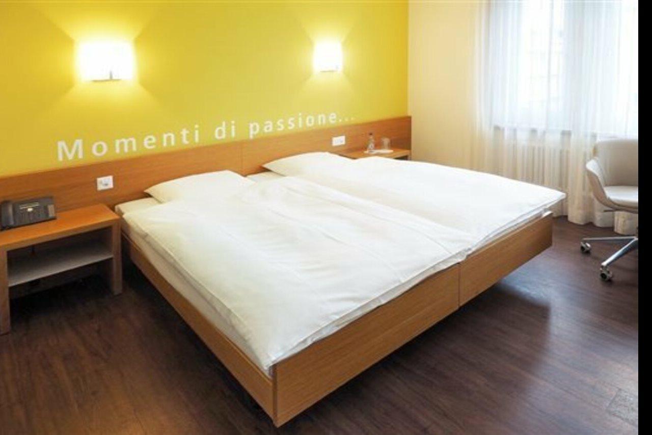 Sommerau-Ticino Swiss Quality Hotel Dietikon Exteriör bild