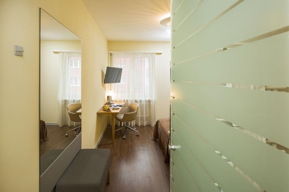 Sommerau-Ticino Swiss Quality Hotel Dietikon Exteriör bild