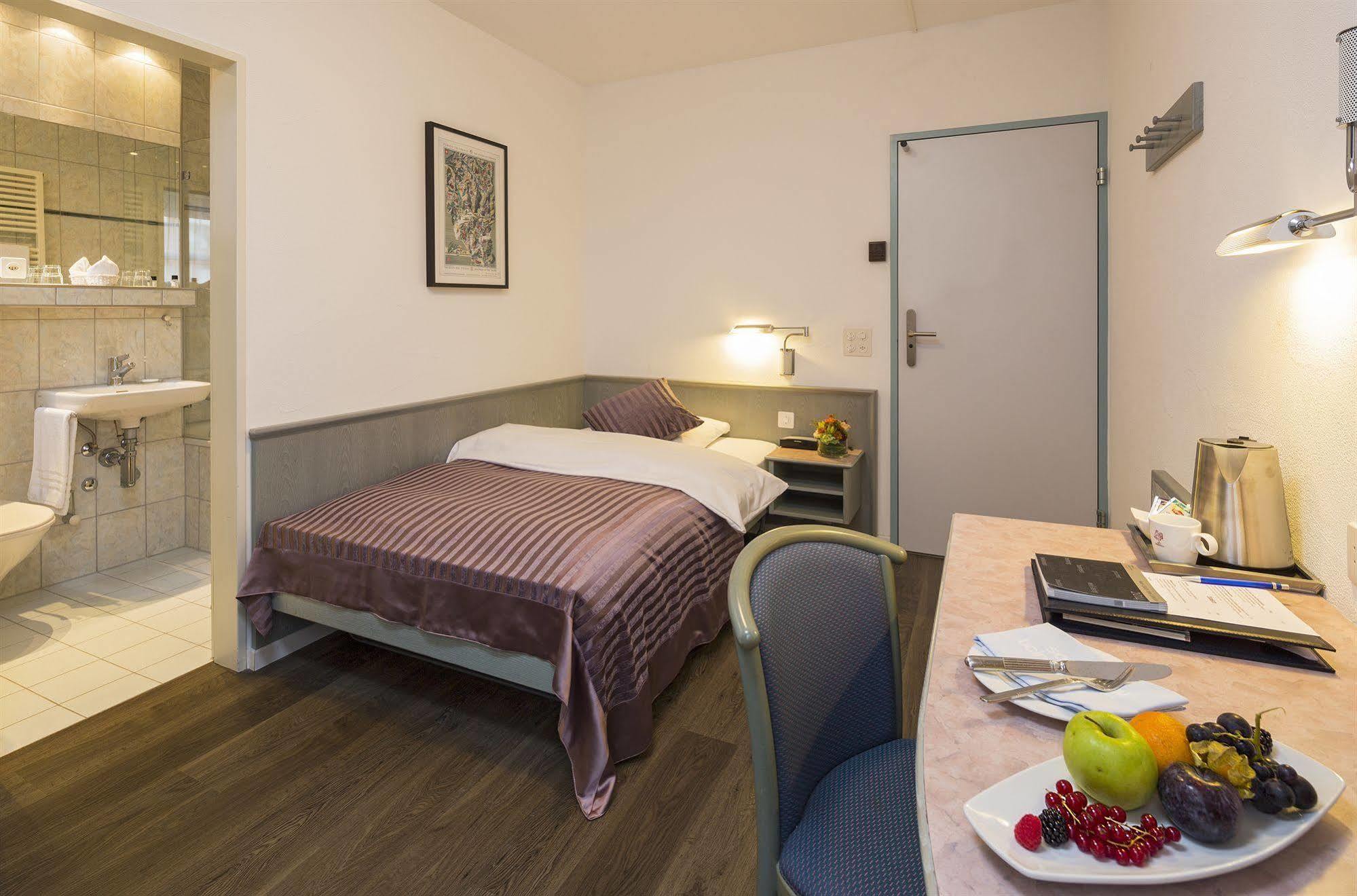 Sommerau-Ticino Swiss Quality Hotel Dietikon Exteriör bild