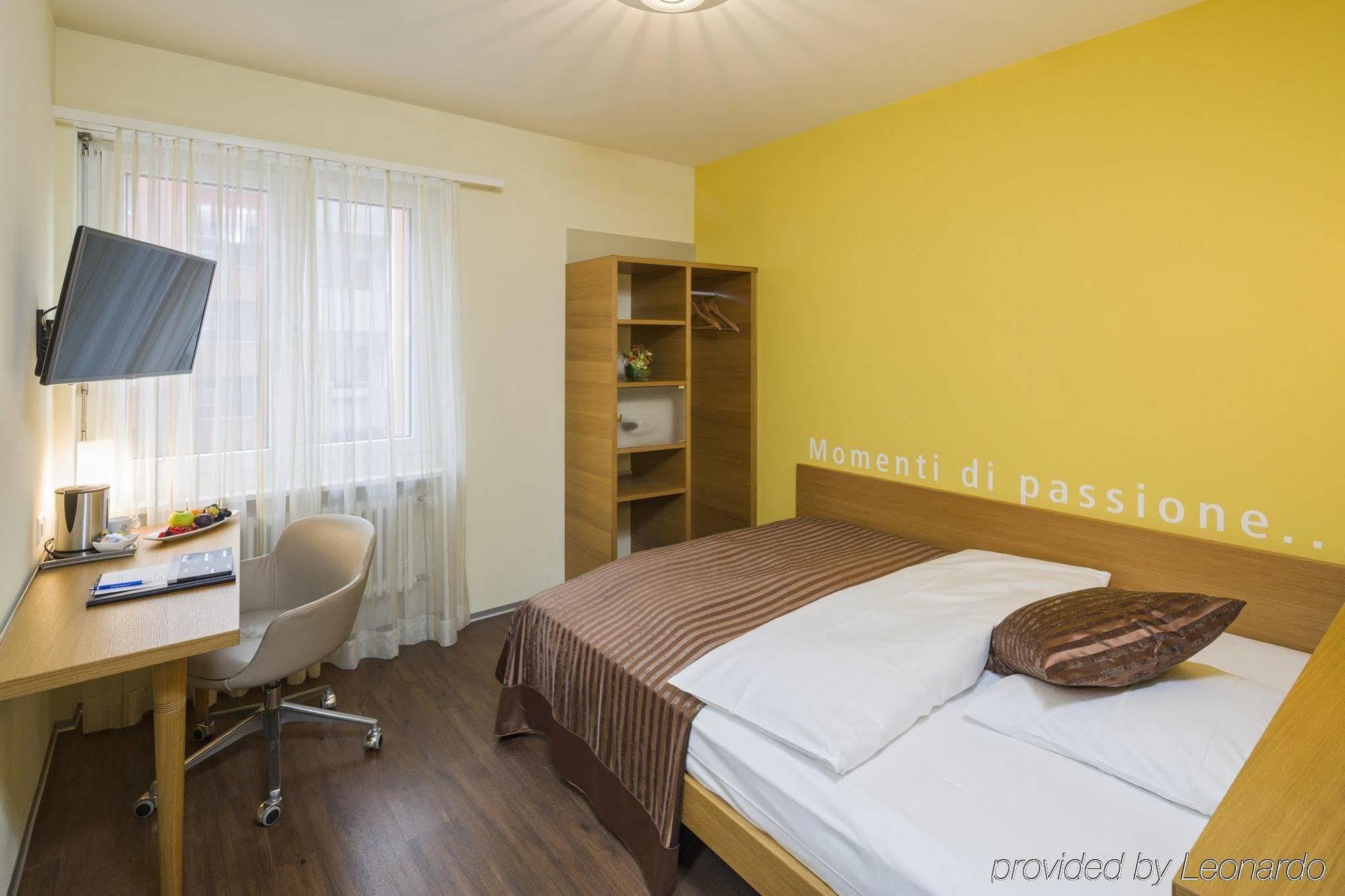 Sommerau-Ticino Swiss Quality Hotel Dietikon Rum bild